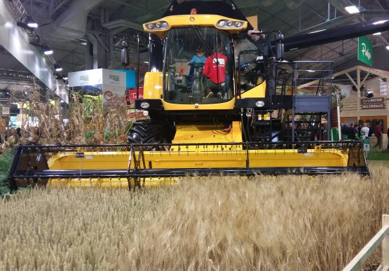 moissonneuse au salon de l'agriculture 2017